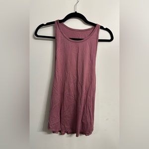 Lot of 3 lululemon tanks.